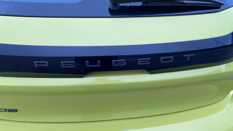 Peugeot 208 1.2 PureTech 100 Style 5dr Petrol Hatchback